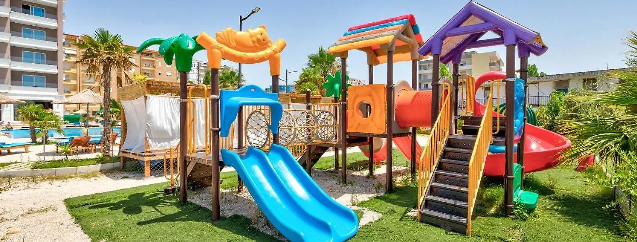 Beachfront With Hotel Facilities Влёра 0*,